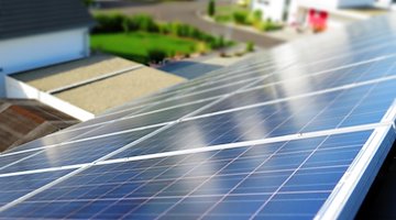 Symbolbild Solarmodule / pixabay moerschy