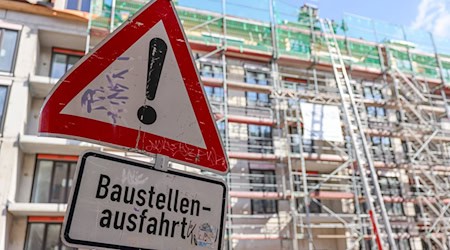 Im Bauhauptgewerbe stieg der Klimaindex leicht. (Symbolbild) / Foto: Jan Woitas/dpa