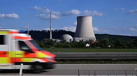 Sakski krajny sejm je kontrowersnje wo planach za atomowu milinarnju w Čěskej diskutował. (Symbolbild) / Foto: Felix Hörhager/dpa